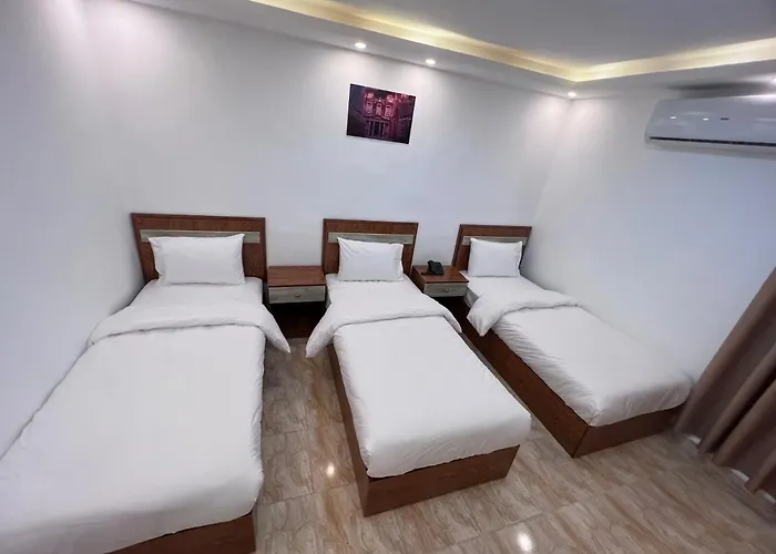 Petra Family Hotel
