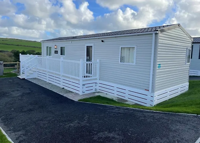 3 Bedroom Holiday Home In Newquay - Valley Views