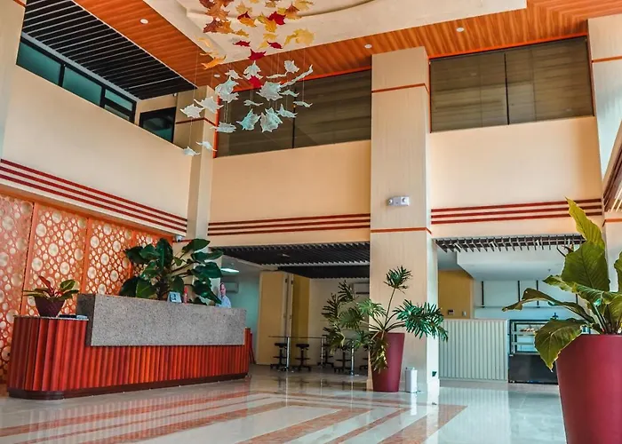 Aya Hotel & Residences Clarin
