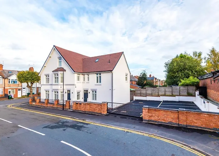 Westwood Lodge Serviced Apartment