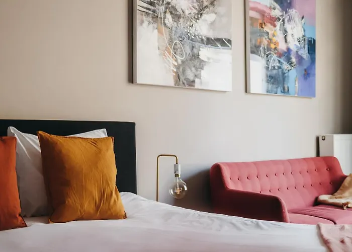 Holt Hotel