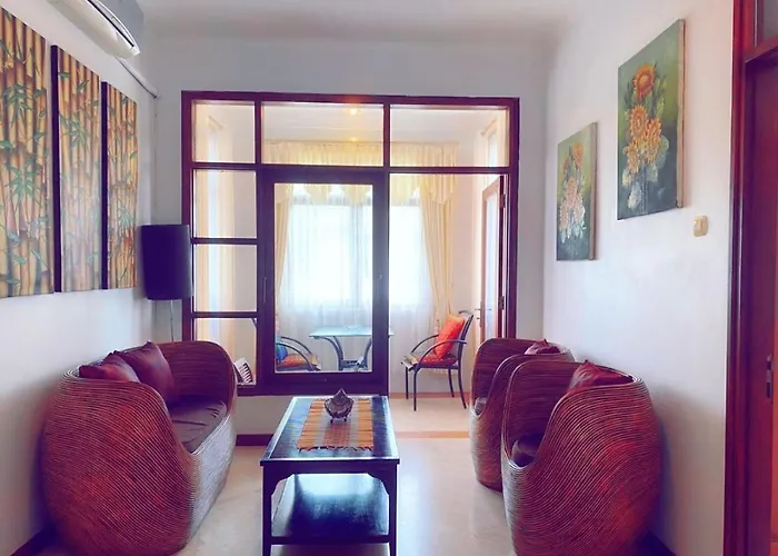 Villa Cantik Kuta Regency