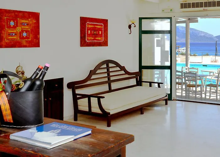 Keros Art Hotel