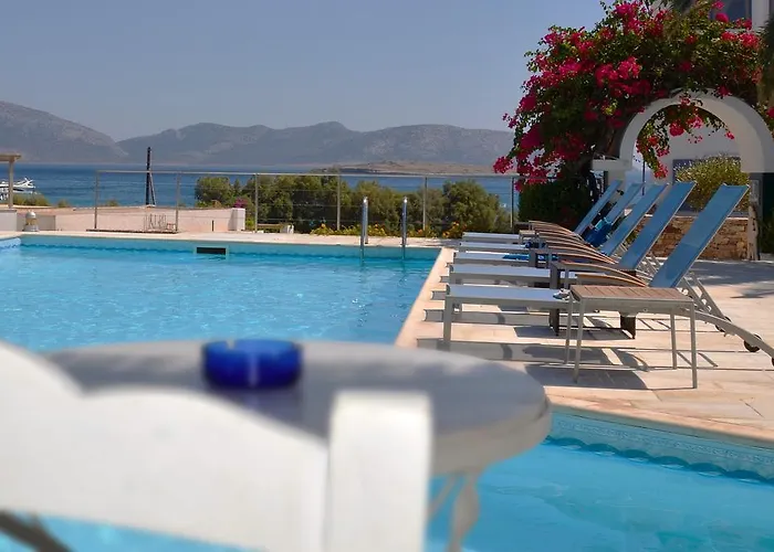 Keros Art Hotel