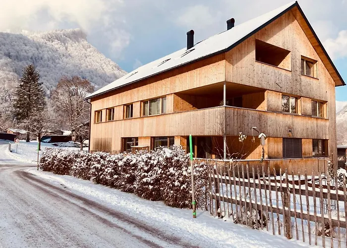 Hus56