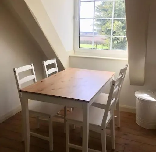 Grove Farm Old Granary, 1St Floor Loft Apartment, Includes Continental Breakfast