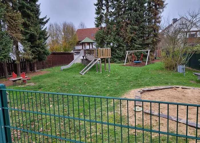 Gaestehaus-Ferienwohnung-Appartement Mit Terrasse - Naehe Kliniken/ Herzzentrum