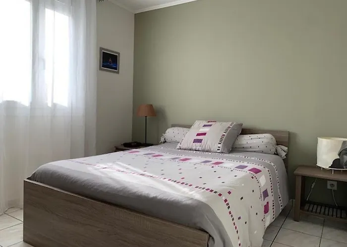 Villa Calme A Balaruc, Jardin Et Climatisation
