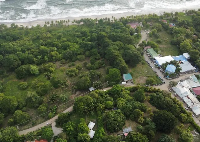 Armadillo Bungalows, Walk To The Beach - Santa Teresa