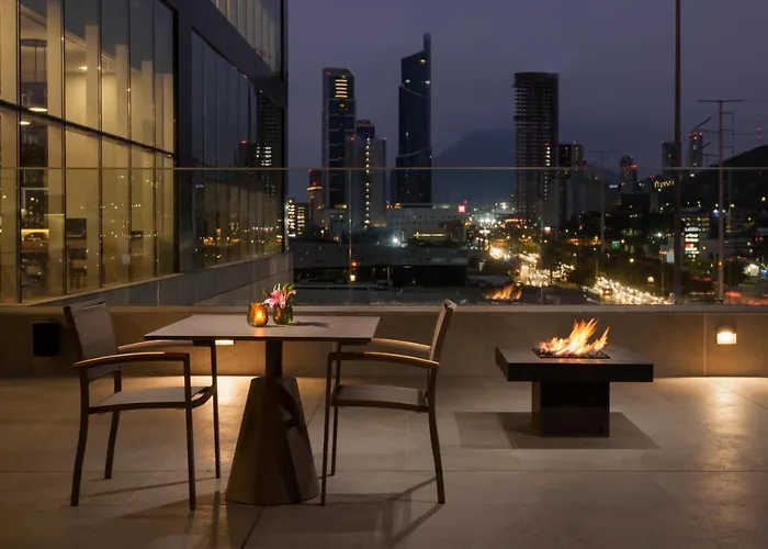 Hyatt Place Monterrey Valle