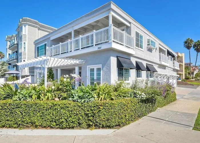 Ocean View From Private Patio, Steps To Beach, Parking