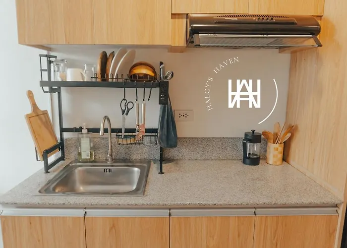 Halcy'S Haven, Studio Condo At The Heart Of Davao