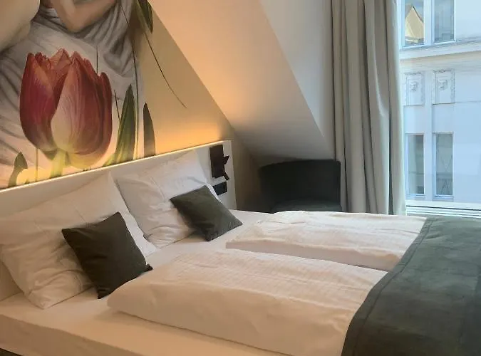 Art-Inn Design Self-Check-In-Hotel