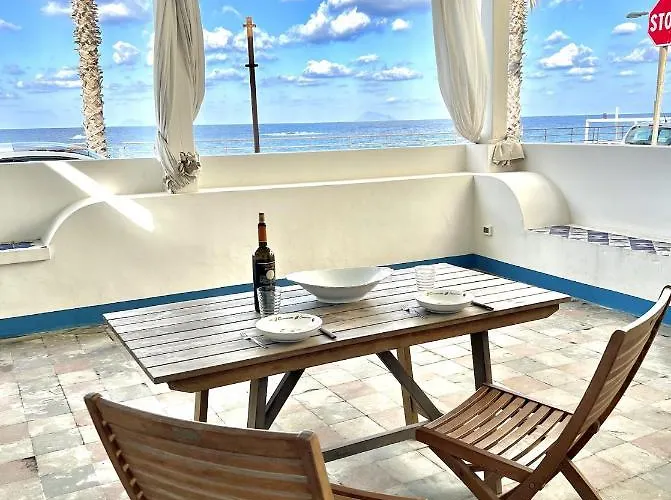 Casa Della Lampara