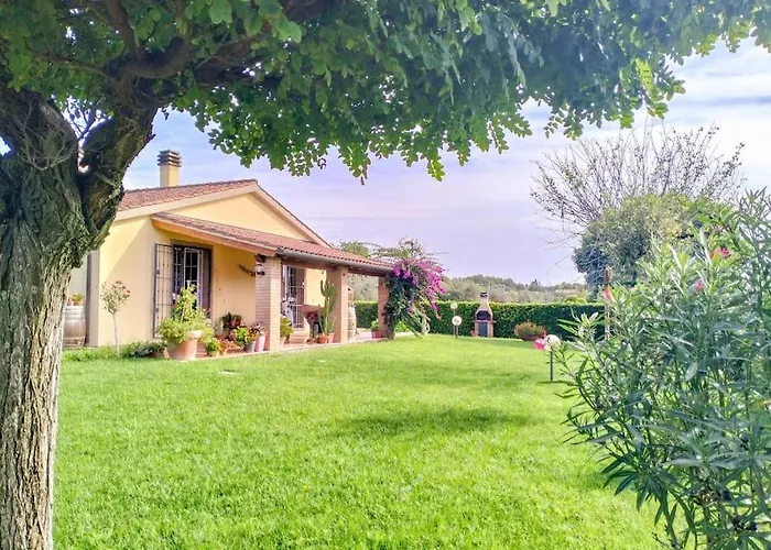 Villetta Rio, Large Private Garden