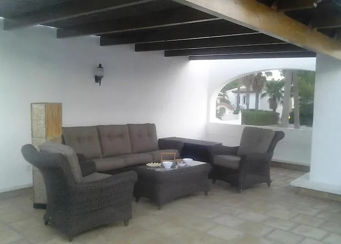 Precioso Bungalow En Moraira/ Lovely Bungalow In Moraira