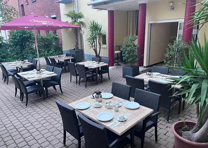 The Kral - Business Hotel & Serviced Apartments