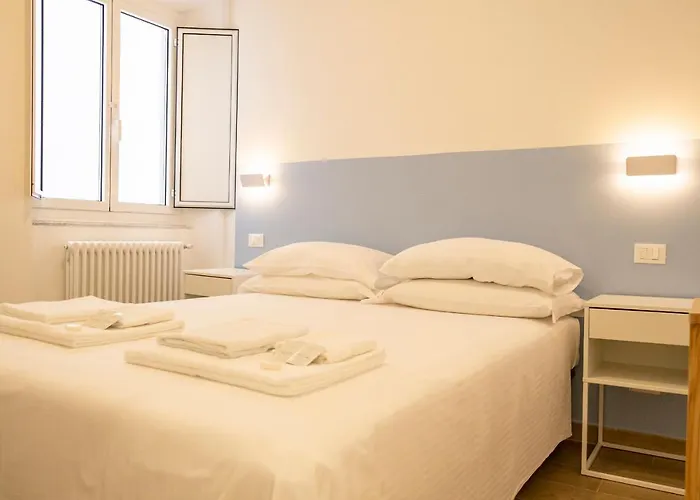 Noliday Riviera Sea View Luxury Apartment