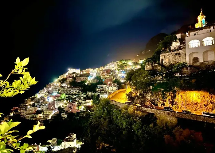 Santiago Vacation Home In Positano