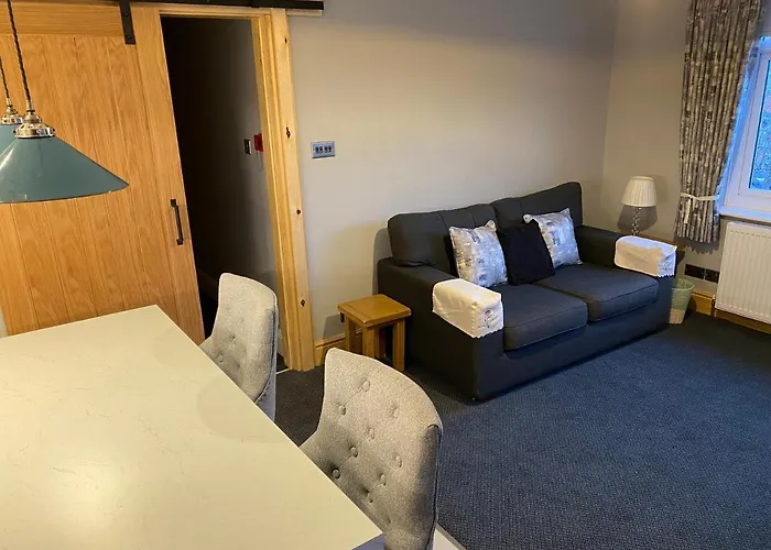Buile Hill Holiday Flats