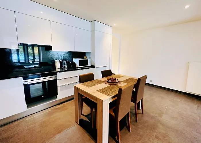Montreux Lake Side Apartment!