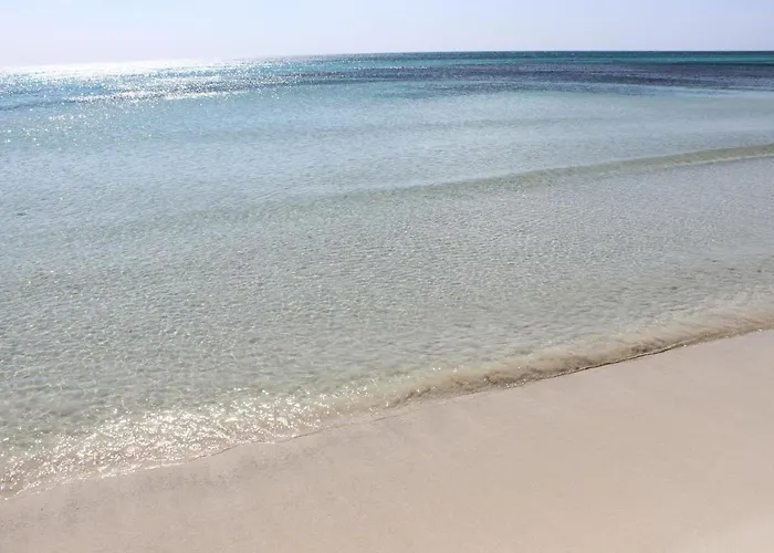 "Super" A Torre Lapillo Al Primo Piano A 50 Dal Centro A 150 Mt Dalla Spiaggia , Disponibile Navetta Per L'Aereoporto Gratuita