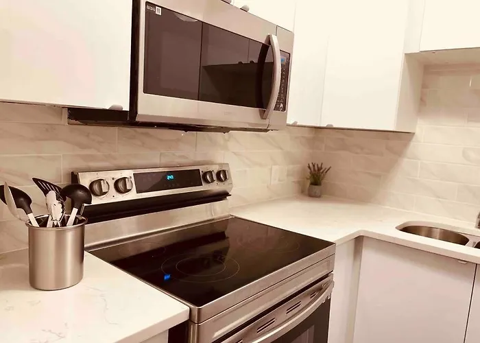 Unit #301 Mountain View 2Br In Canmore Down Town