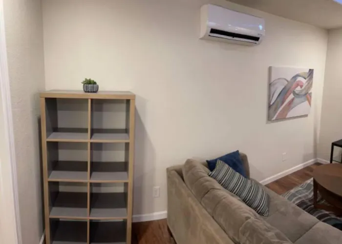 Brand New 2Br Cute Blue Led In North Fresno