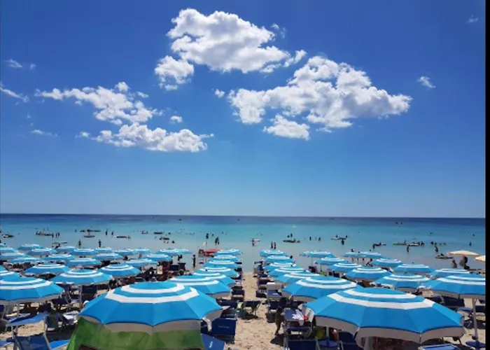 "Super" A Torre Lapillo Al Primo Piano A 50 Dal Centro A 150 Mt Dalla Spiaggia , Disponibile Navetta Per L'Aereoporto Gratuita