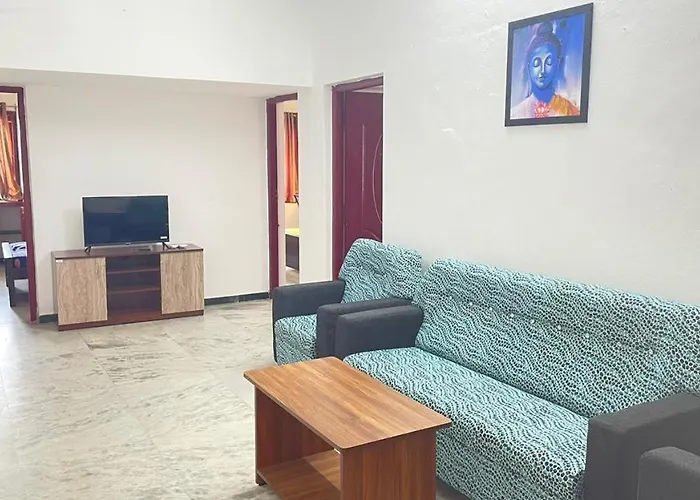 White House - 3Bhk Elegant Apartment