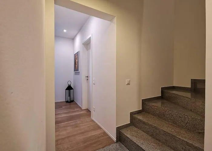 Experience The Loft! Loft 18, Downtown, Near The Lake Free Parking Available
