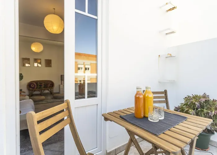 Best Houses 56 - Charming House In Peniche