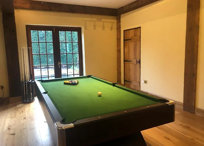 La Villa Olli -Natural Pool & Jacuzzi