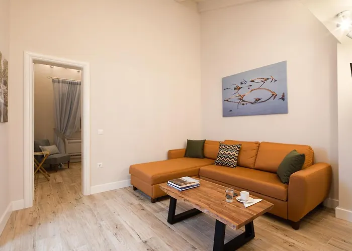 Melina'S Urban Retreat