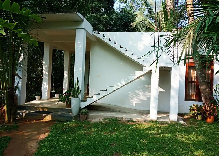 Twinkle Tangalle Villa