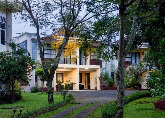Palace Hotel Cipanas