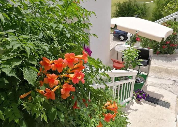 Apartments Jadra Omis