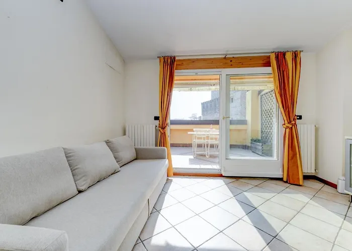 Sunset Apartment Home & Terrace