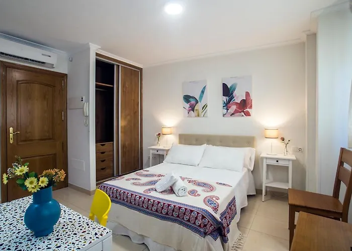 Amat Apartments - Adults Only Recomended - Playa El Bajondillo