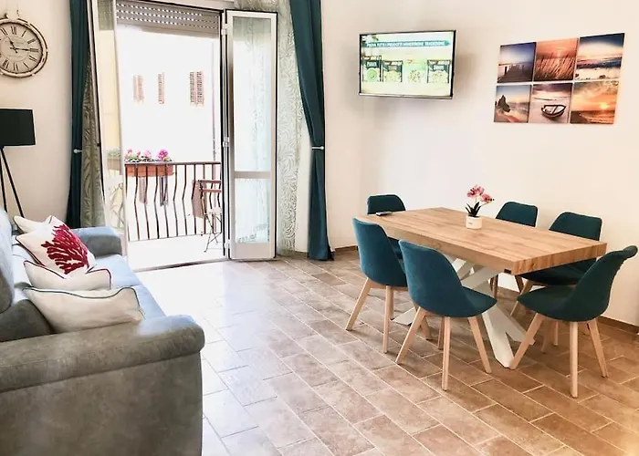 Maddy House - 50 Mt Dal Mare