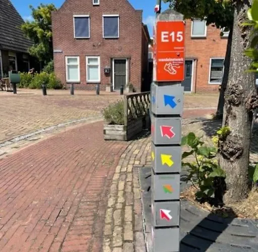 De Scheve Deur