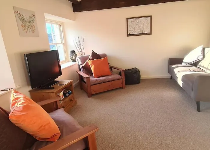 Lovely 2 Bedroom Apartment In Kendal Town Centre