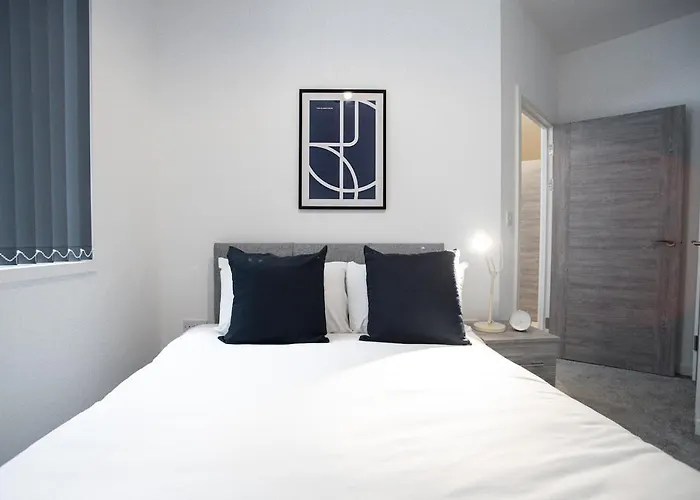 Apartments In Peterborough City Centre - Bayard Plaza