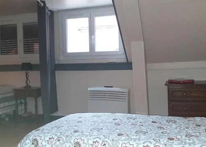 Maison De Ville Avec Patio