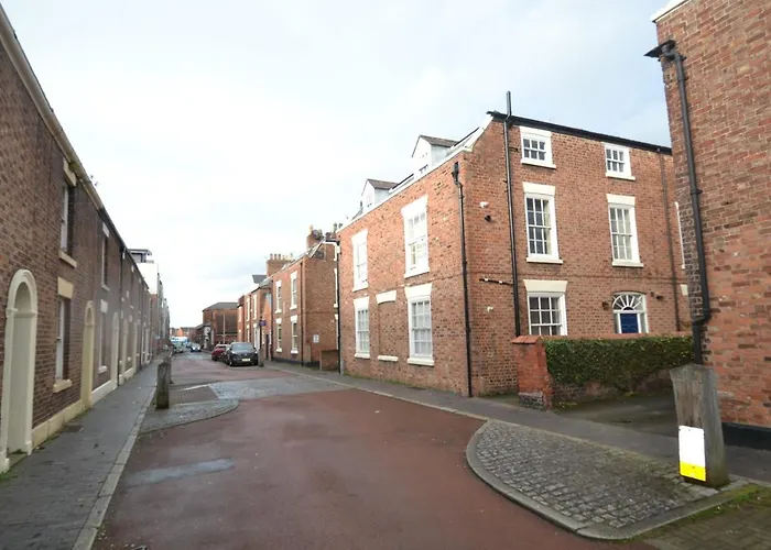 Charming 1 Bed Georgian Apartment