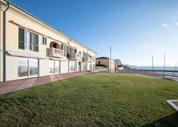 Sea View Apartment - 2 Bedrooms