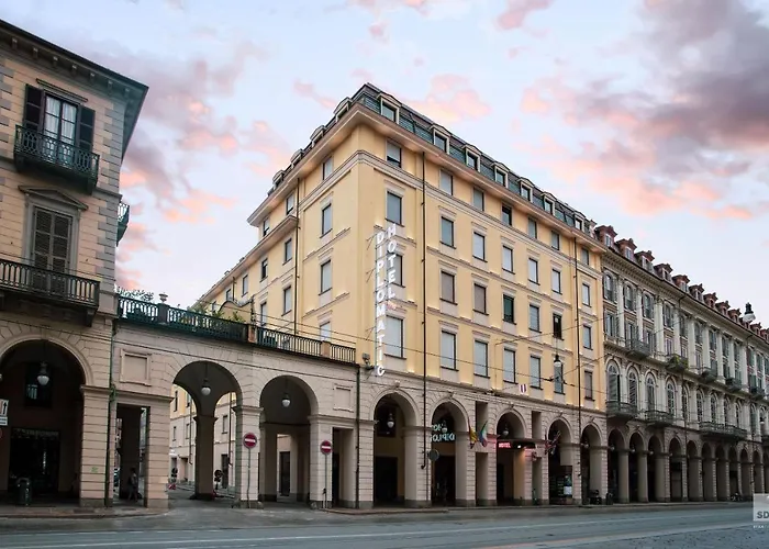 Hotel Diplomatic