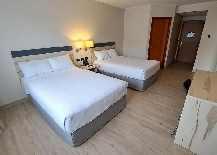 Hotel Diego De Almagro Castro