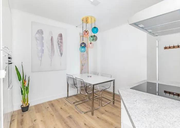 Exquisite One-Bedroom Apartment On Av Du Casino