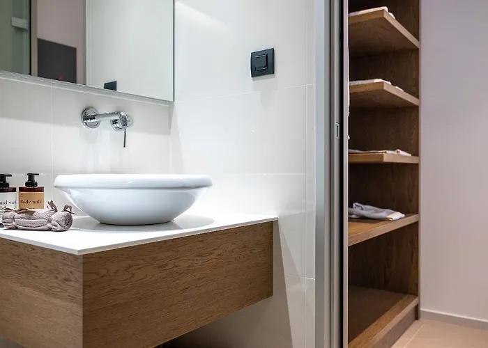Apollon City Suites